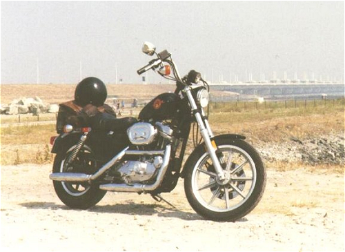 Harley-Davidson XLH883